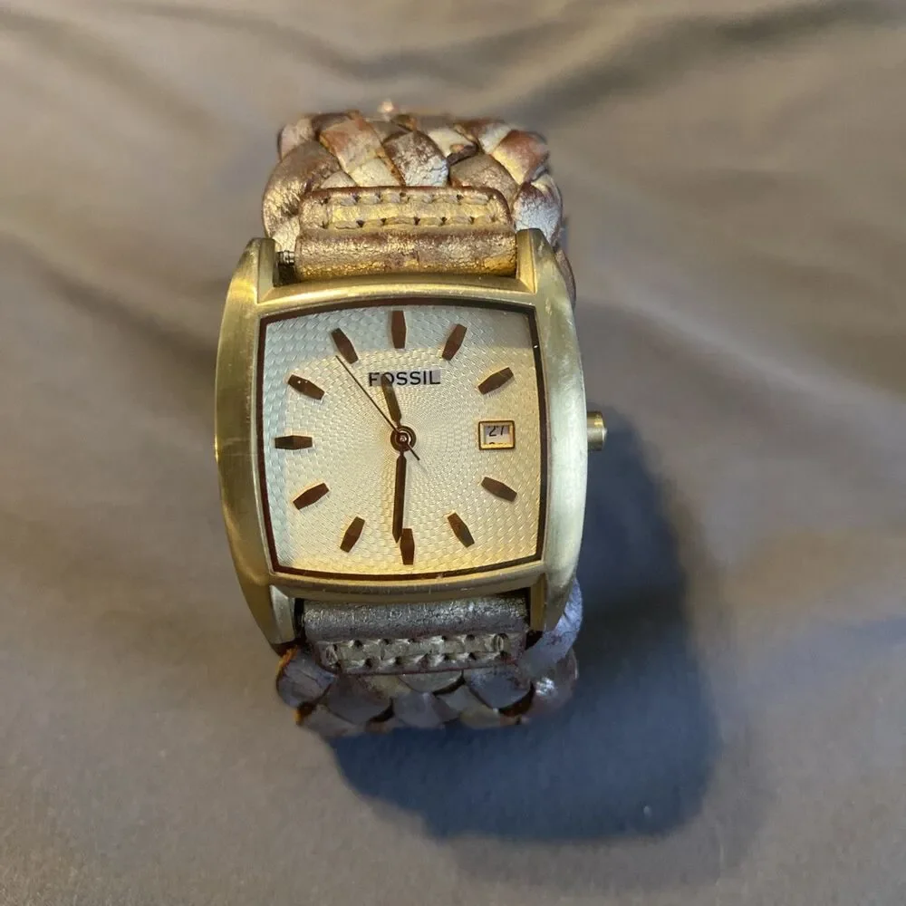 Vintage Fossil Watch Ladies Gold Plated Dial Date Womens Wristwatch